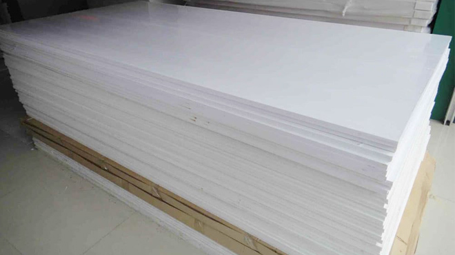 ưu nhược điểm của tấm gỗ nhựa